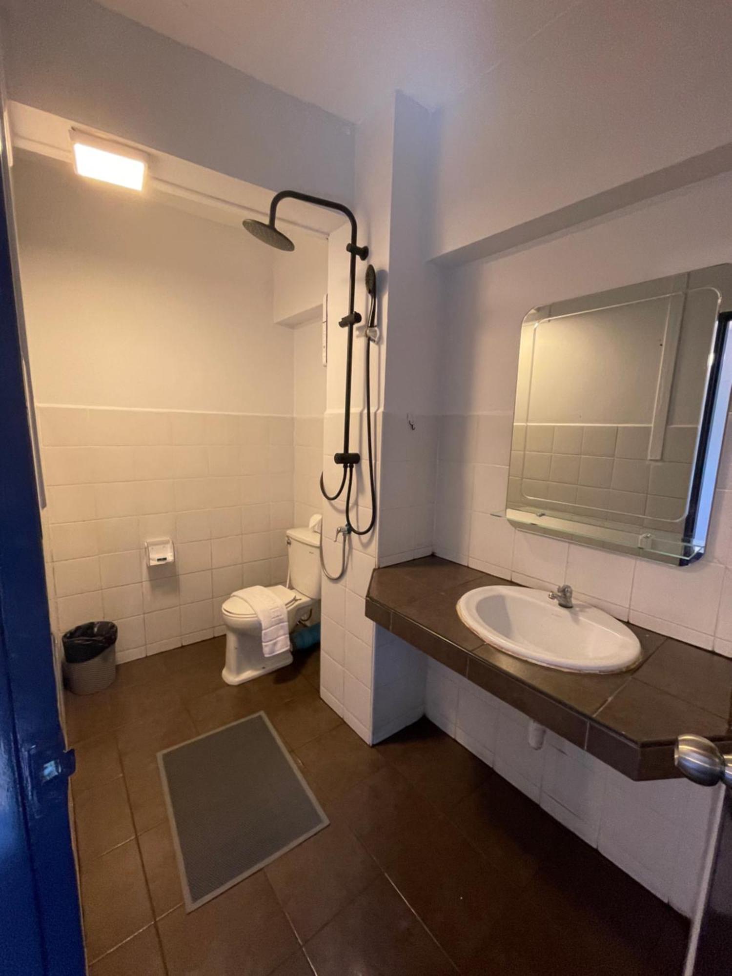 Hotel Maland House - Soi 14 Saisong Road Pattaya