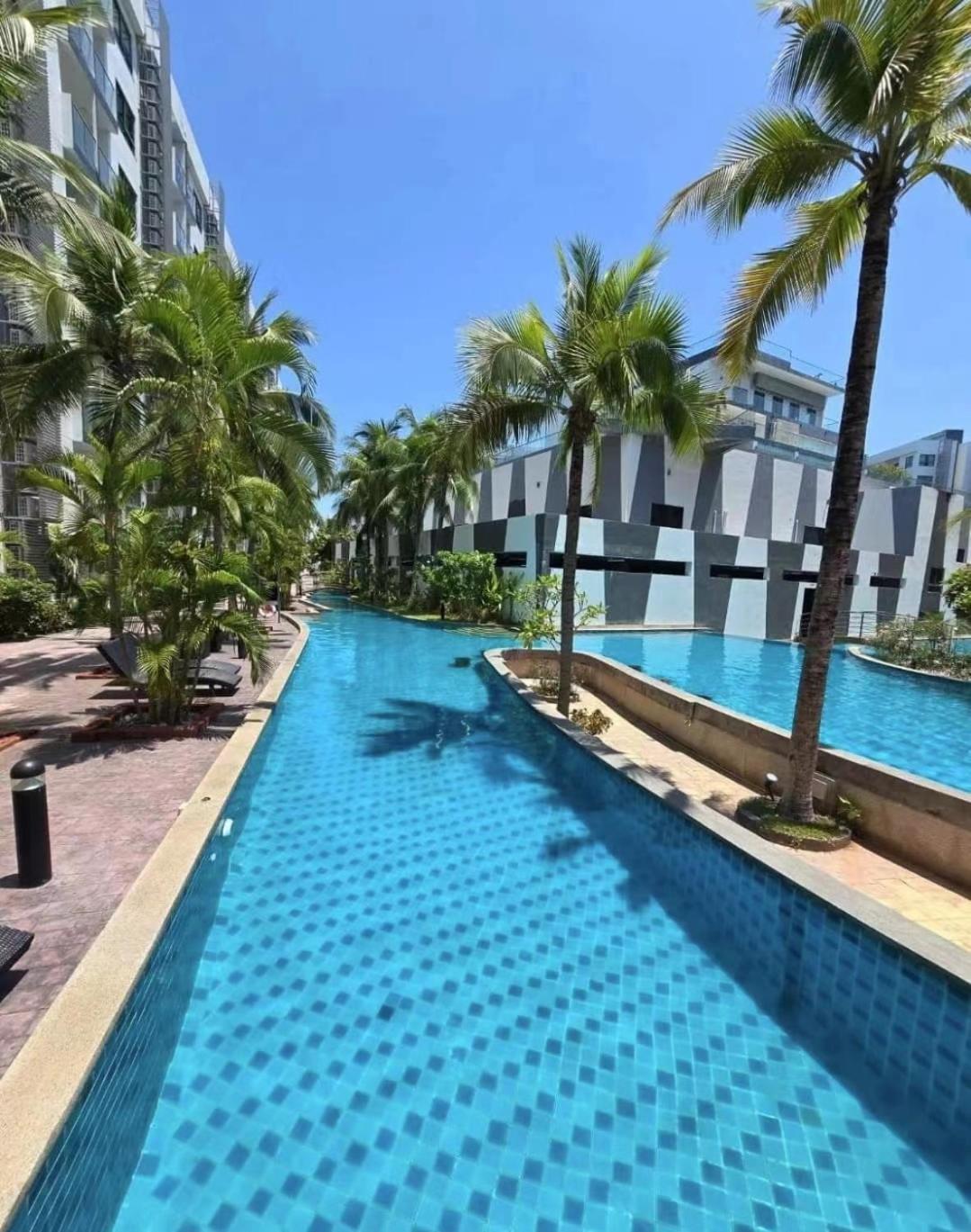 Arcadia Beach Condominium Apartment *