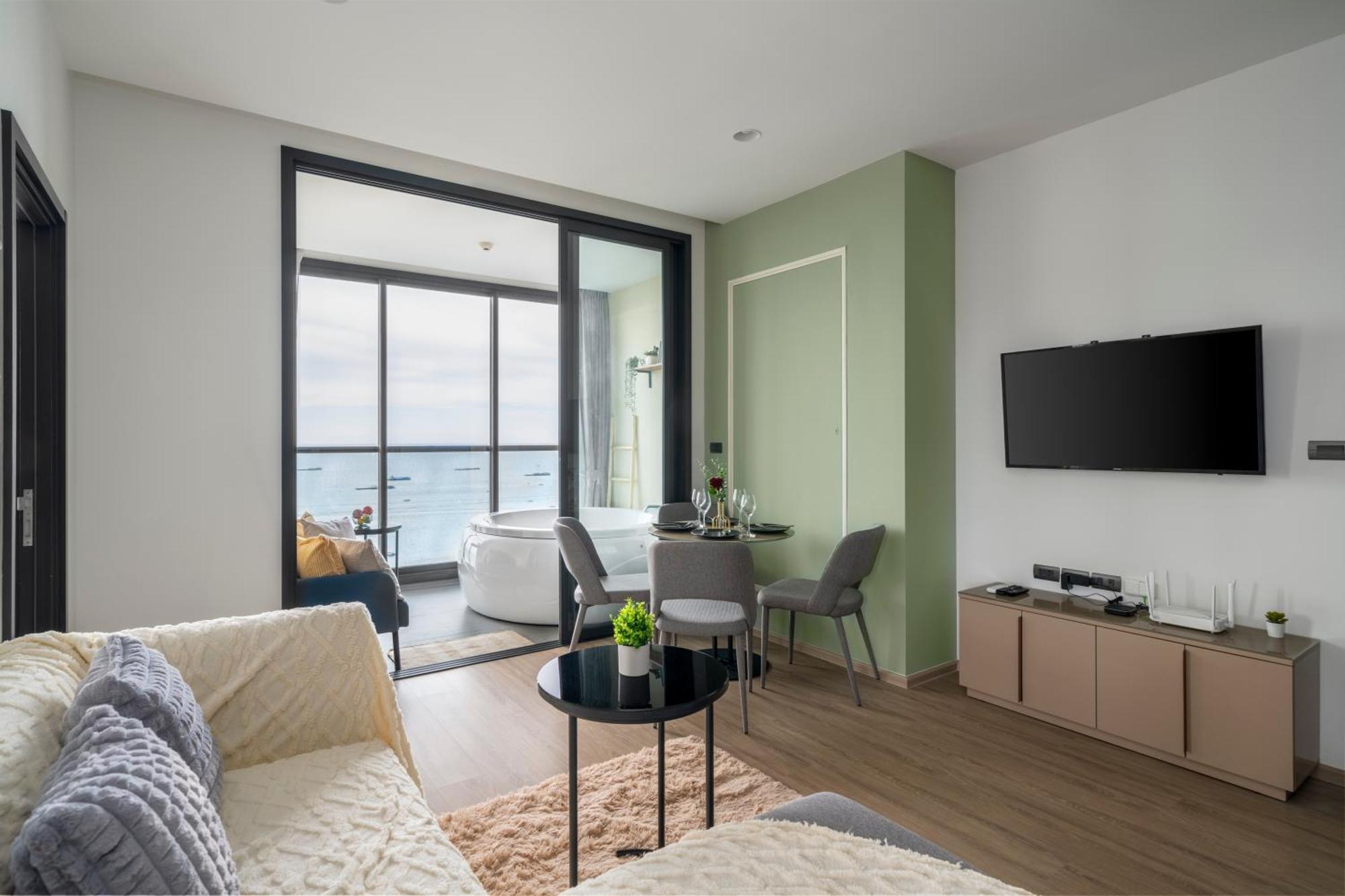 Vacaystation Edge 4* Pattaya