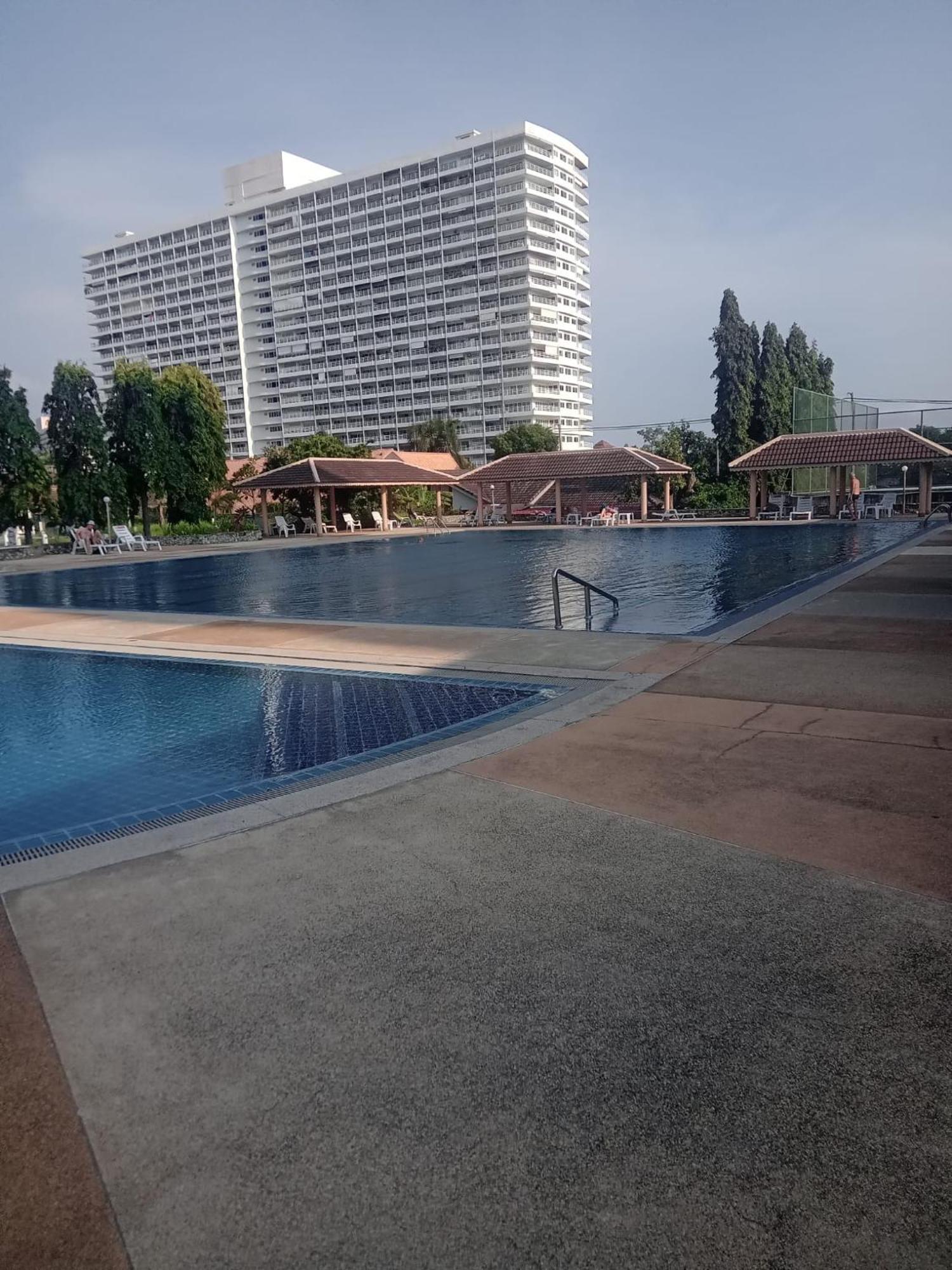 Condotel A Jomtien Road Apartment Pattaya