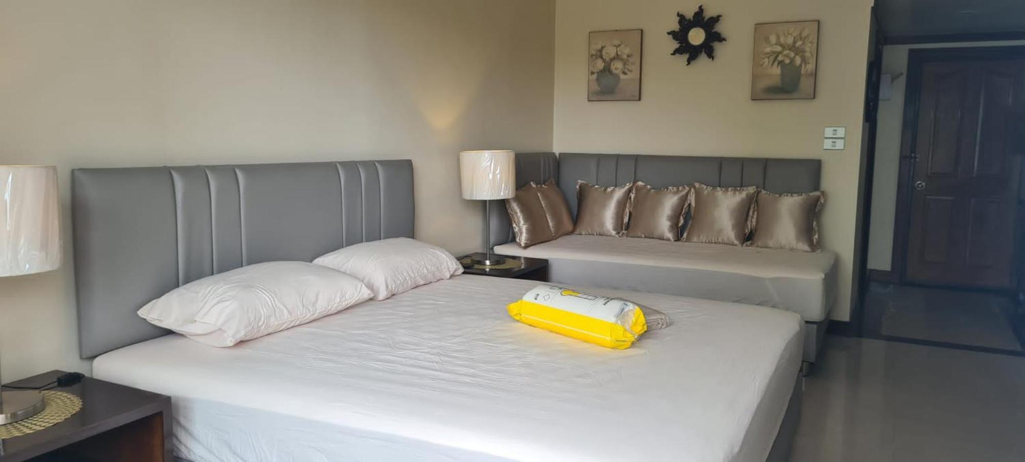 Condotel A Jomtien Road Apartment