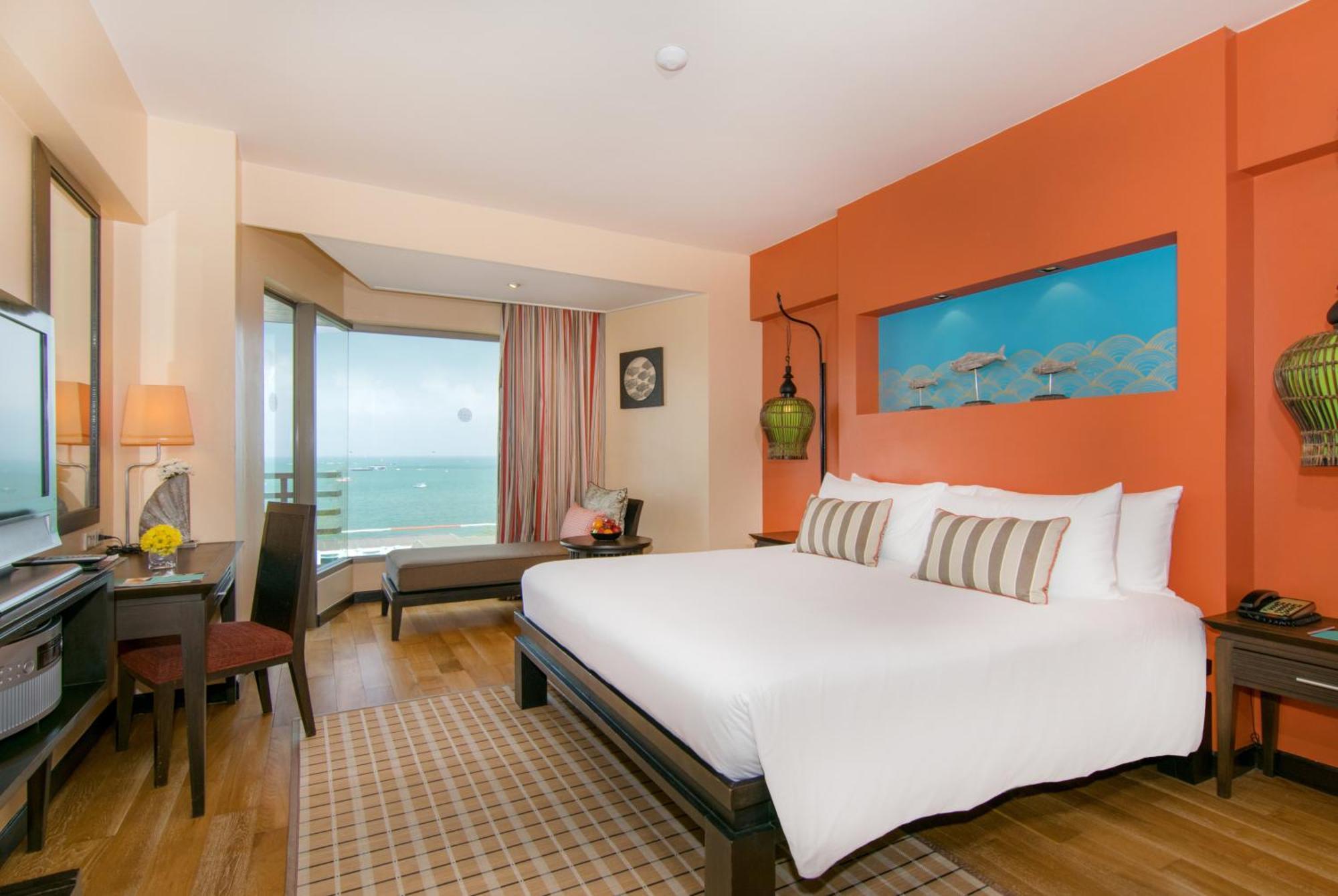Resort The Bayview 4*