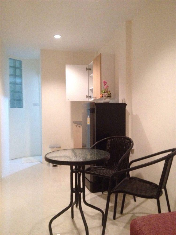 I Rovers Guest house Pattaya