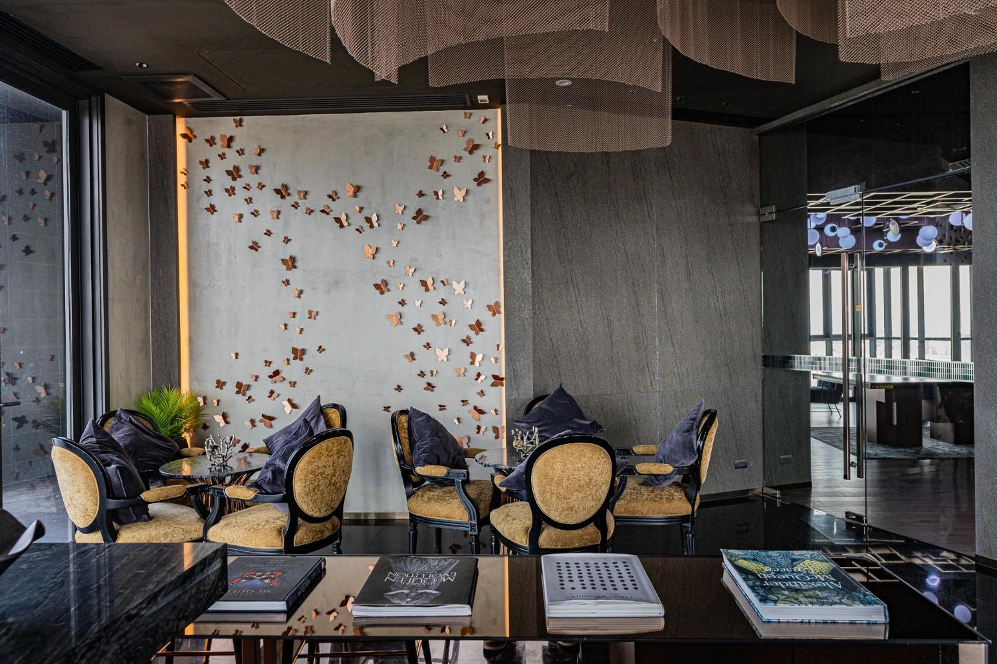 Edge Sea View Apartment