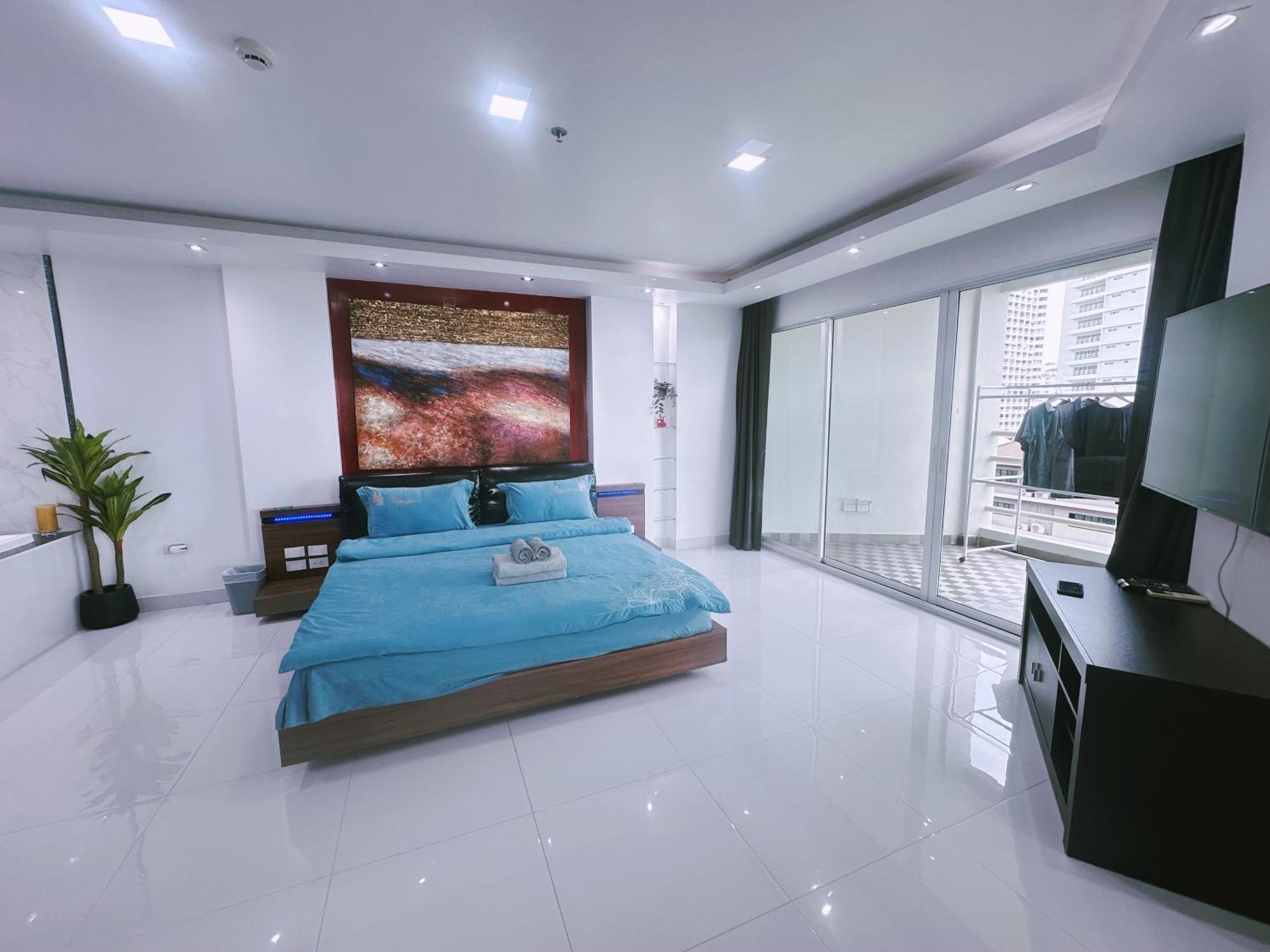 Amazing Big Balcony Seaview Dontan Beachfront