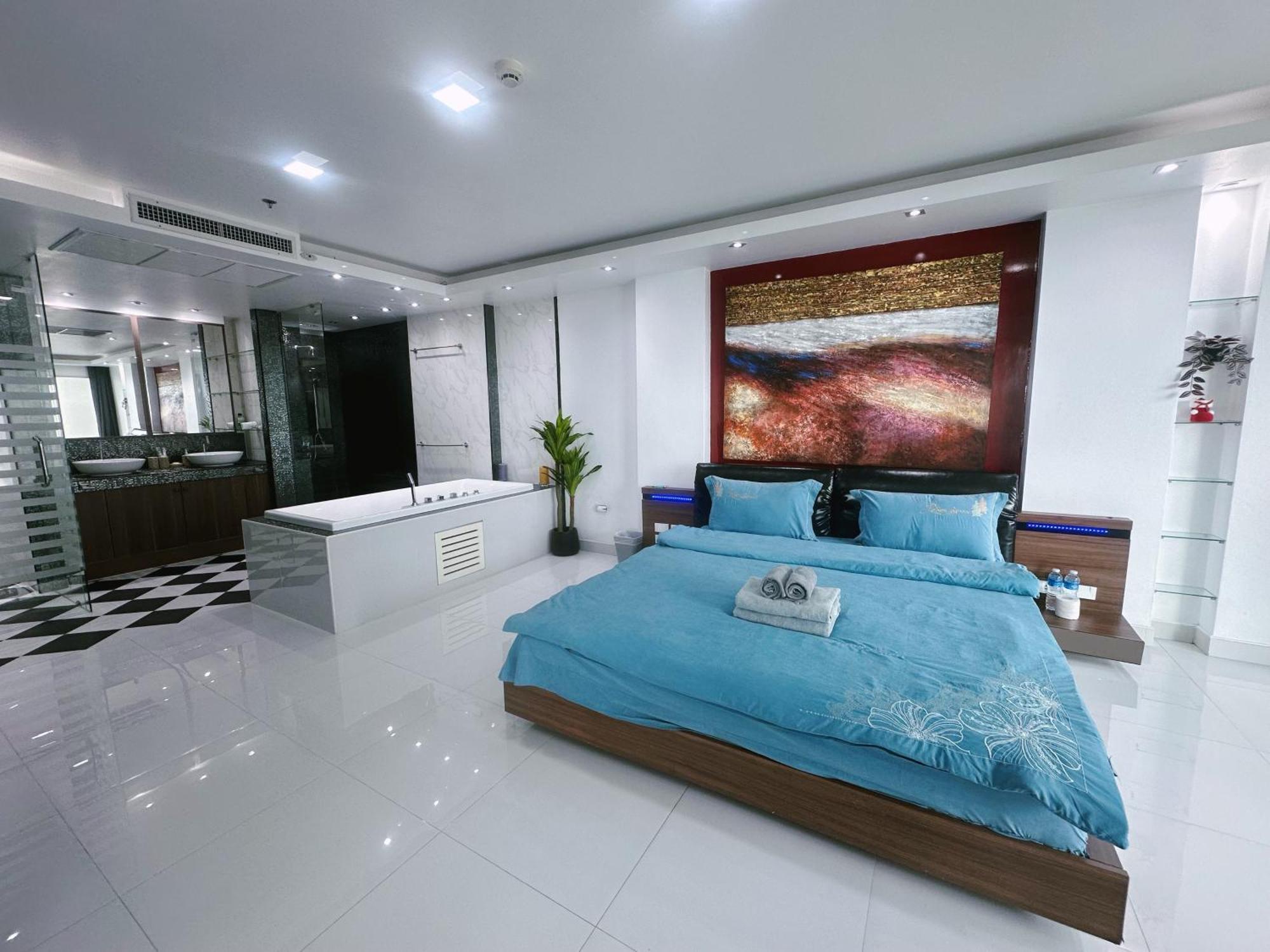 Apartment Amazing Big Balcony Seaview Dontan Beachfront *