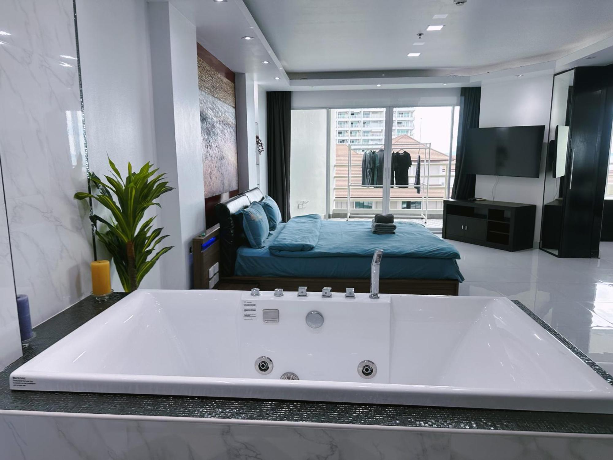 Apartment Amazing Big Balcony Seaview Dontan Beachfront *