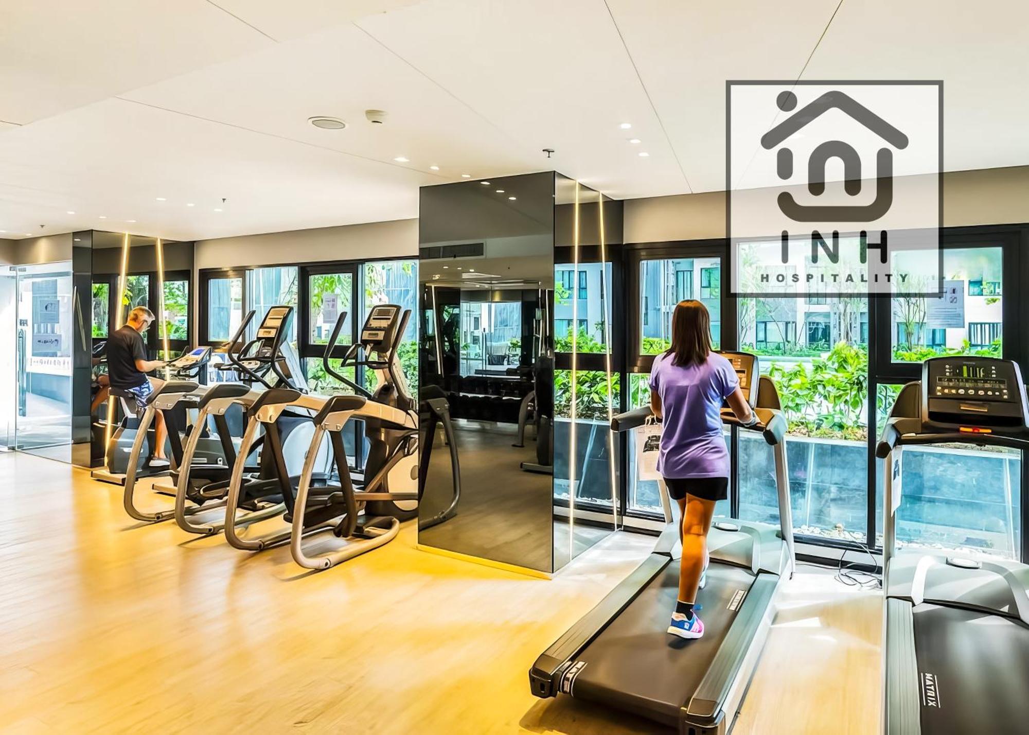The Base Exclusive By Inh Global