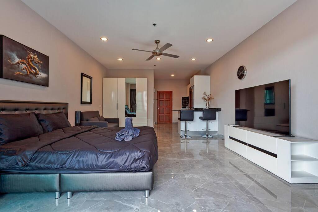 Apartment Beachfront Phratamnak *
