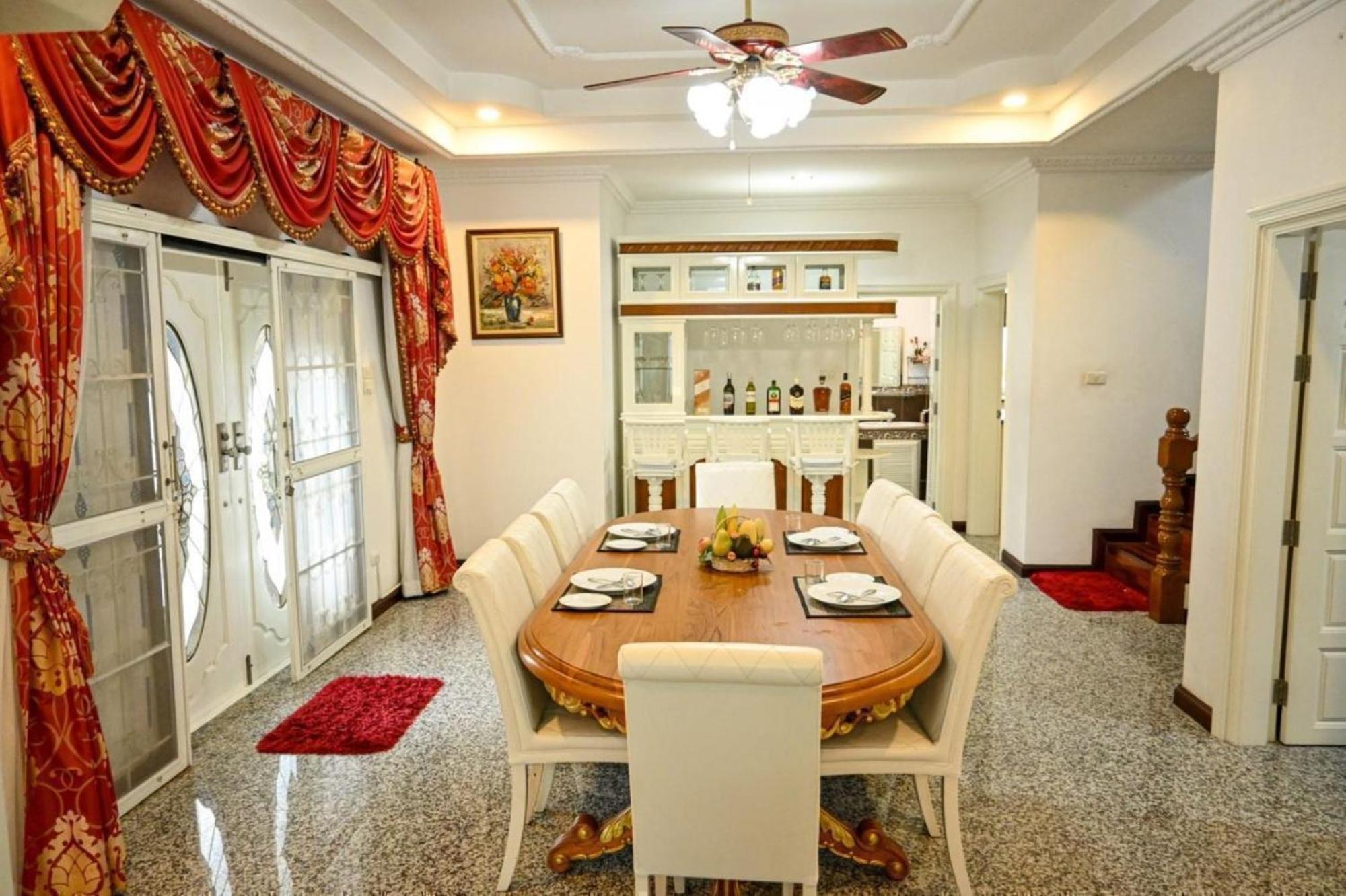 Hotel Ishara 4*