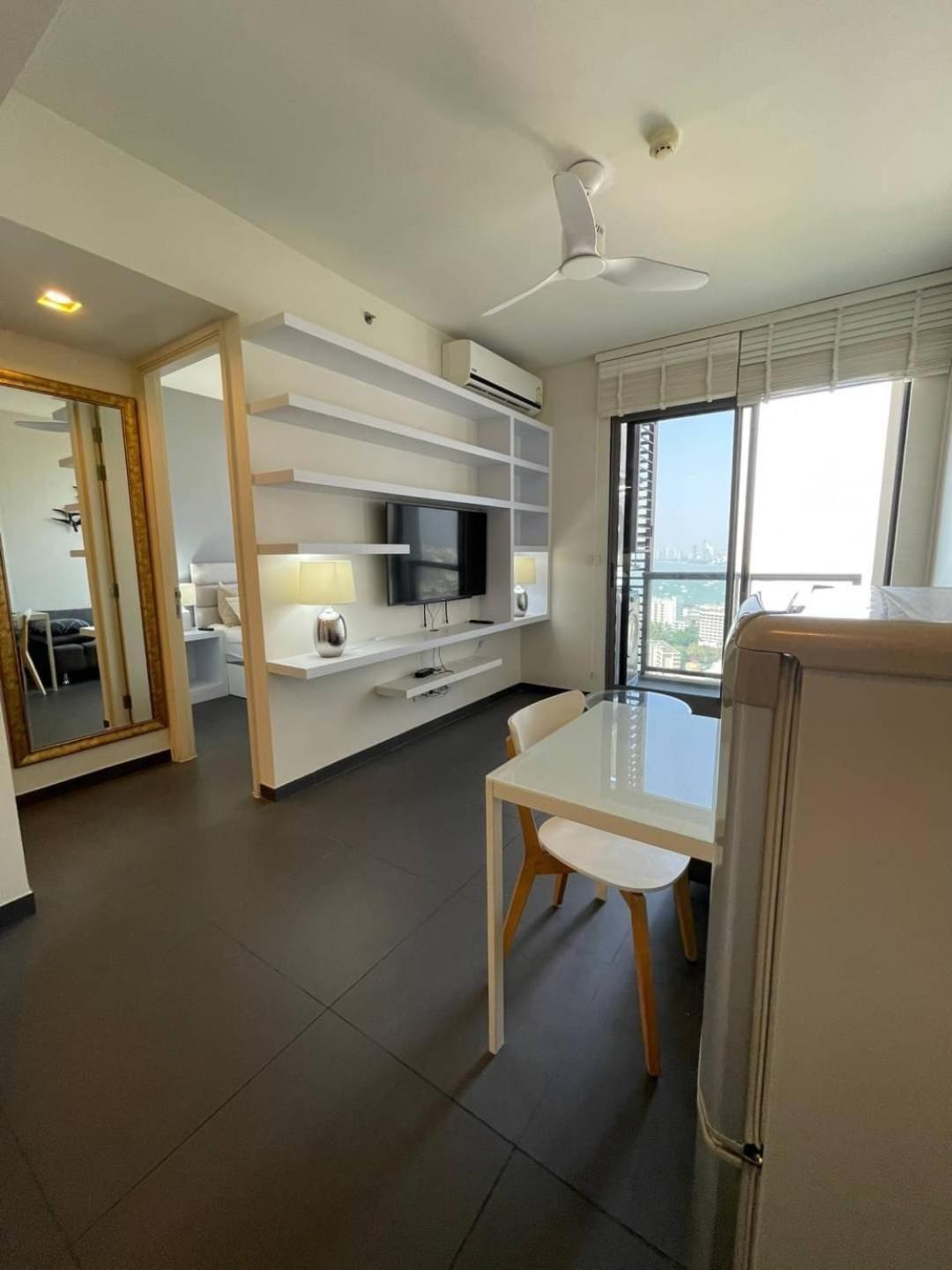 Unixx Seaview Luxury Aparthotel
