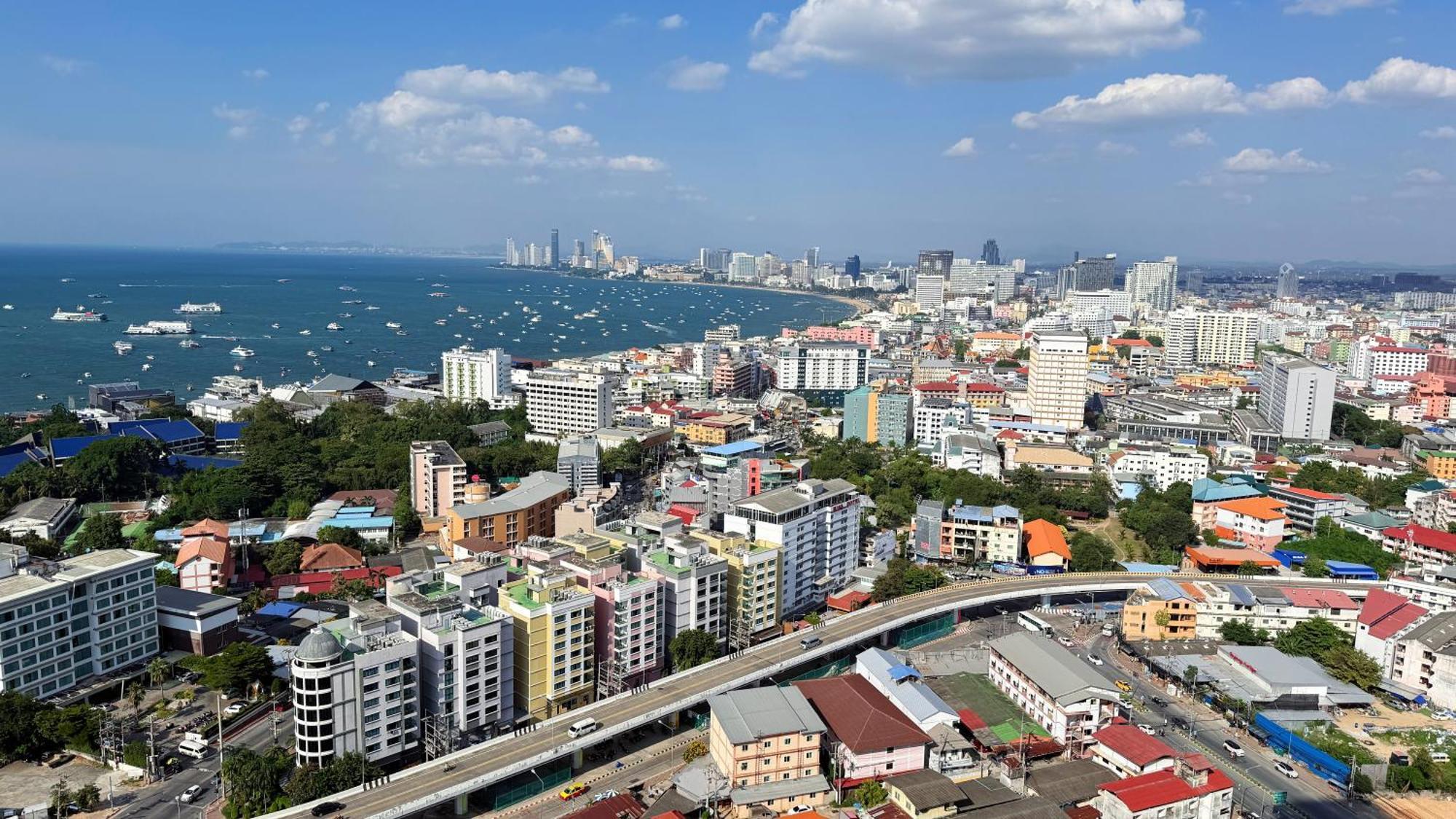Aparthotel Unixx Seaview Luxury Pattaya