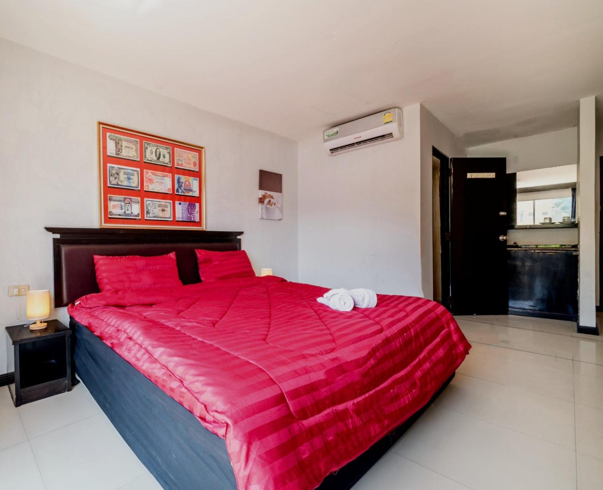 Hotel Abunawas Merry At Walking Street 2*