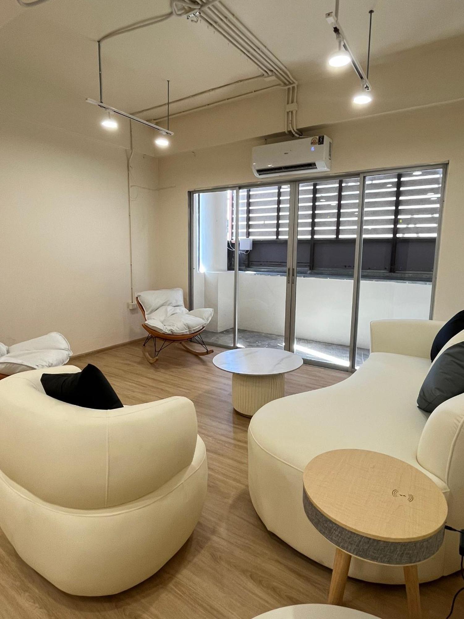 Capsule hotel Wonderful 2