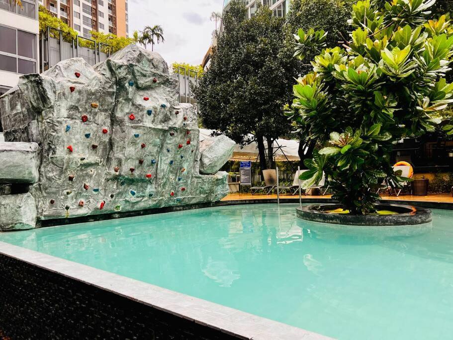 Apartment Sea & Pool View 1br Near Walking Street *