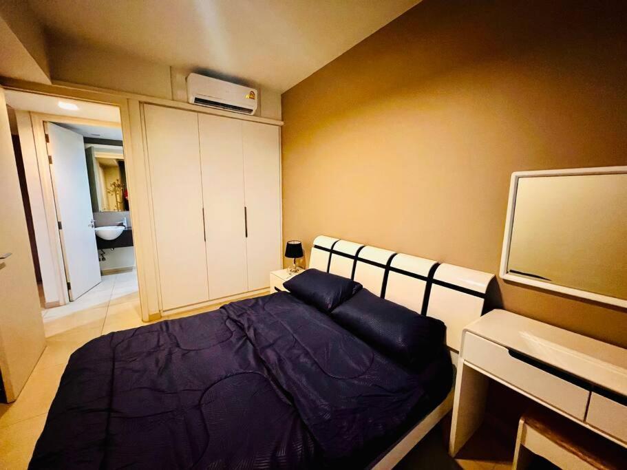 Sea & Pool View 1br Near Walking Street Pattaya