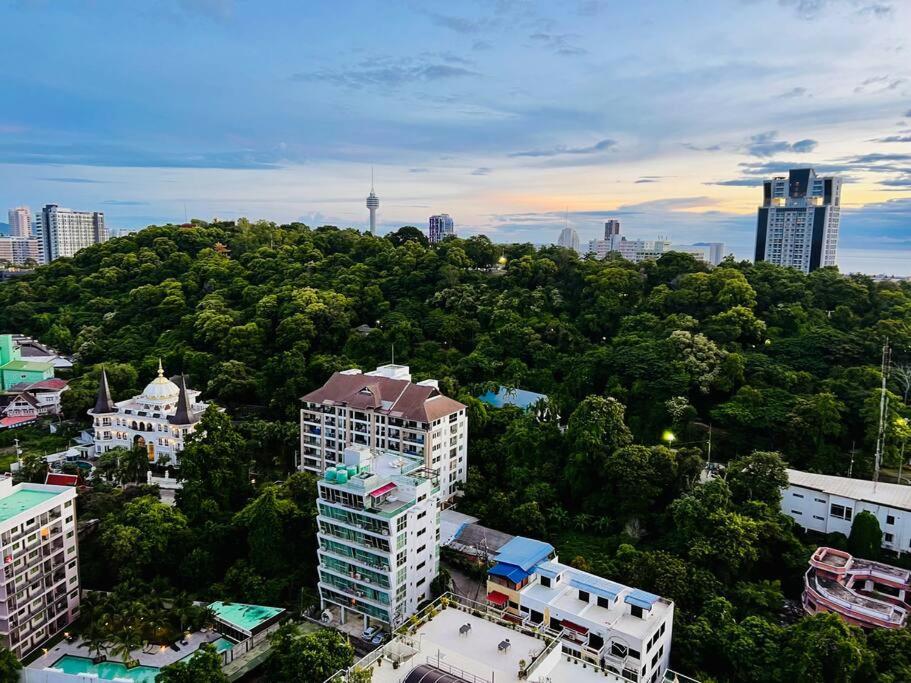 Sea & Pool View 1br Near Walking Street
