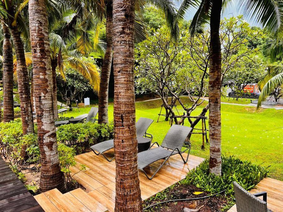Sea & Pool View 1br Near Walking Street Apartment Pattaya
