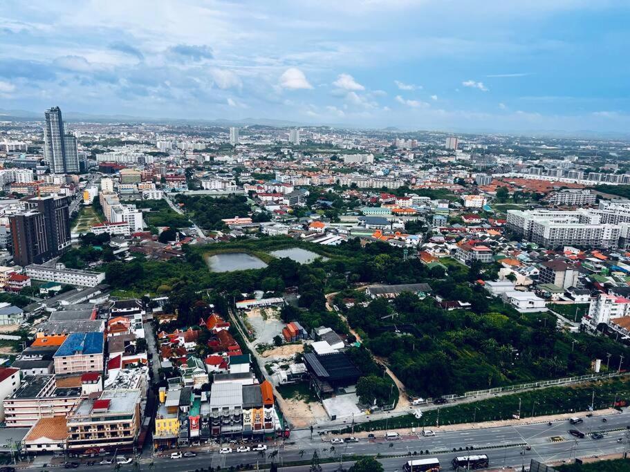 Unixx Near Walking Street * Pattaya