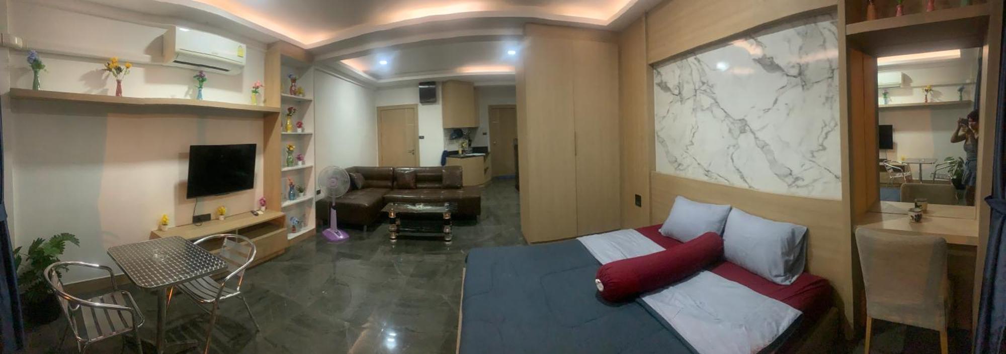 Apartment 2 *
