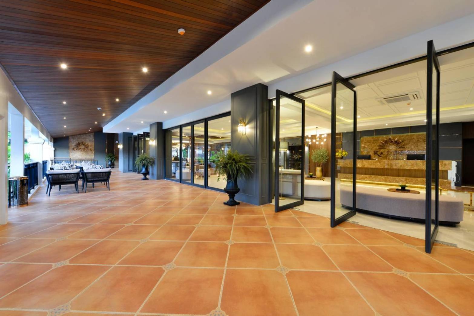Kastel By Loft Bangkok Hotel