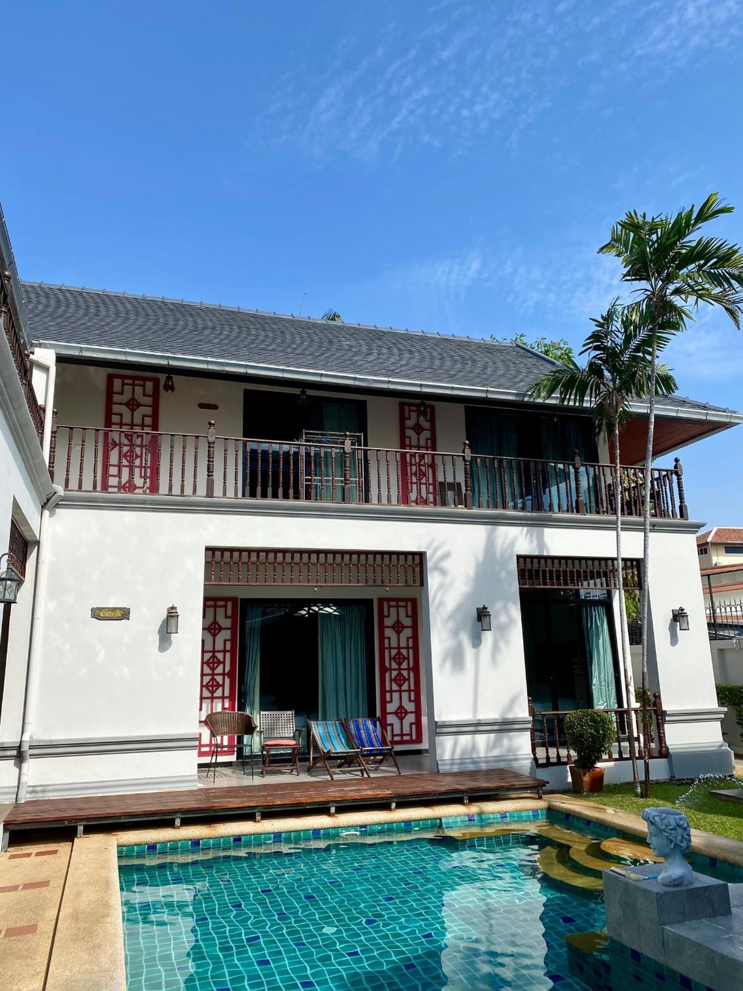 Taurus Villa10 Bedrooms With Private Pool. Pattaya