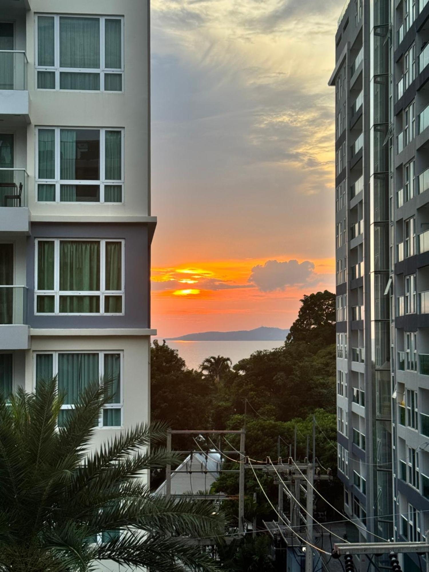 Aurora Apartment