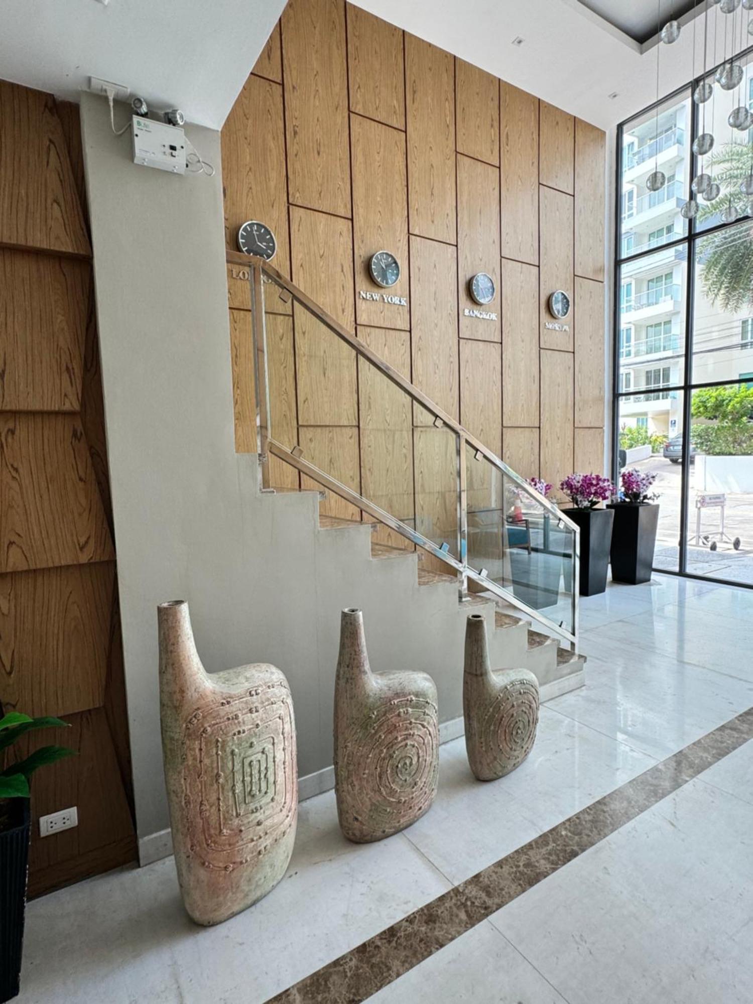 Aurora Apartment Pattaya