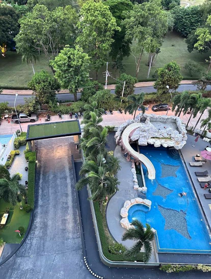 Hill And Super Seaview Condo Apartment Pattaya