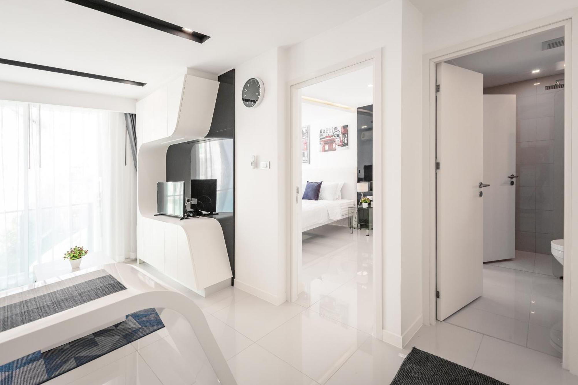 New Superb One-bedroom In The Heart Of * Pattaya