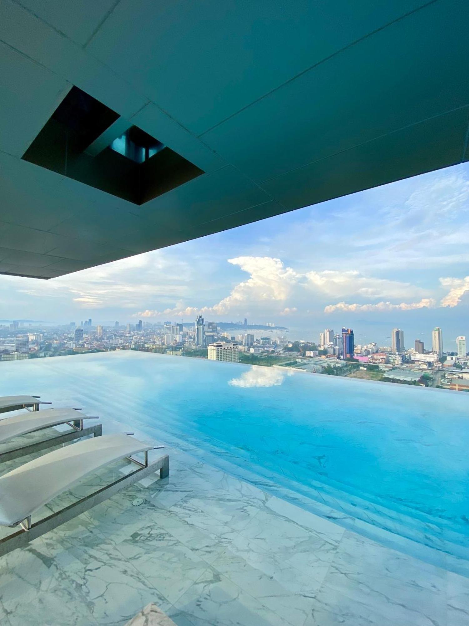 Comfort With Seaview Panorama Pool Pattaya