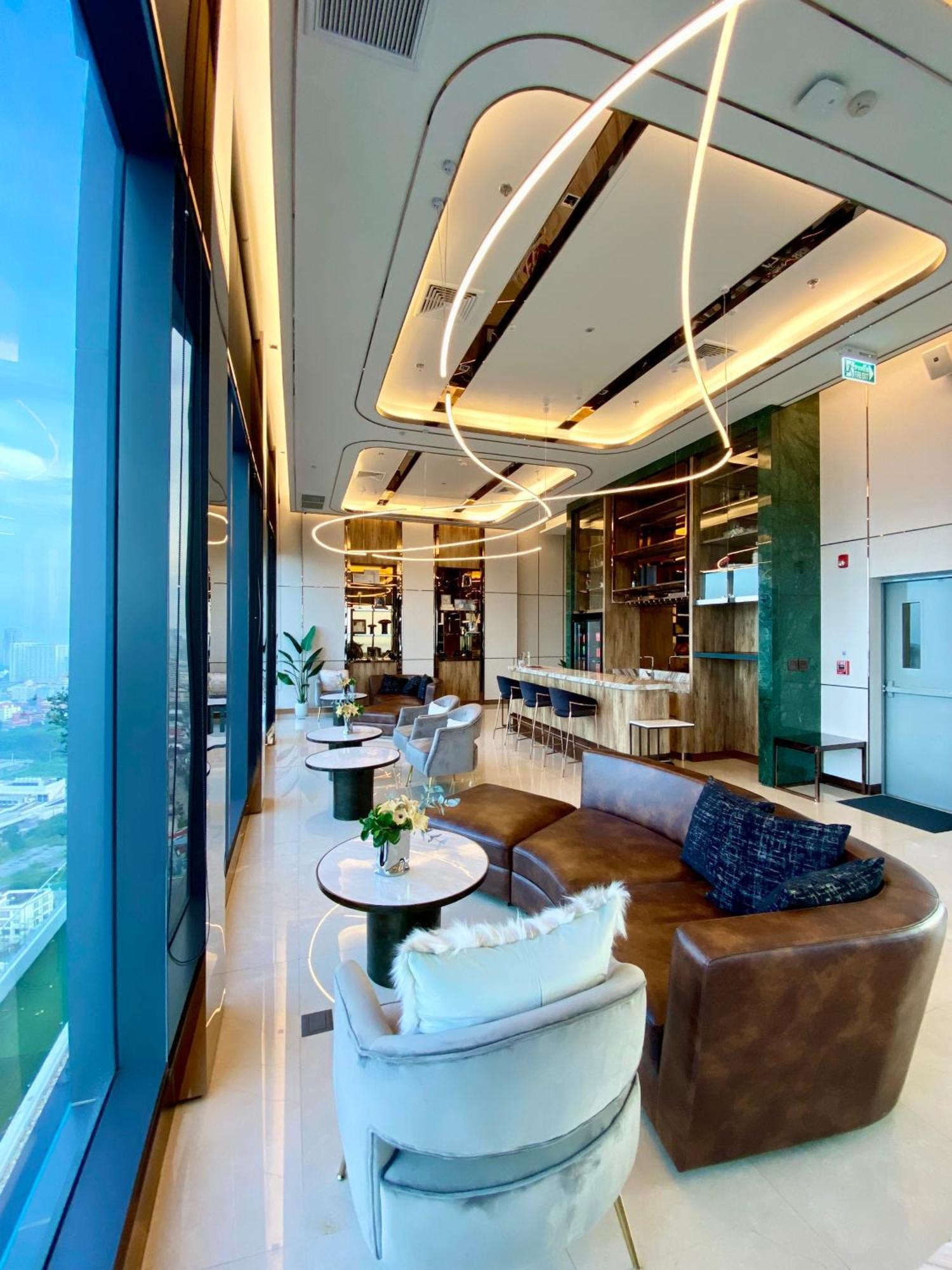 Comfort With Seaview Panorama Pool