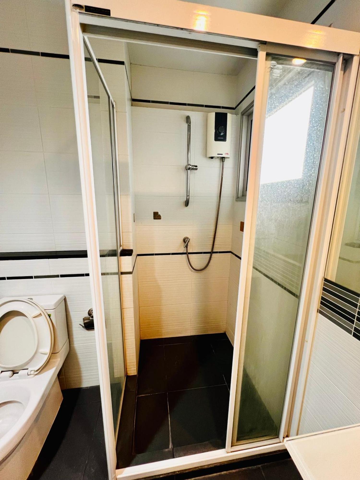 1br Near Soi 6