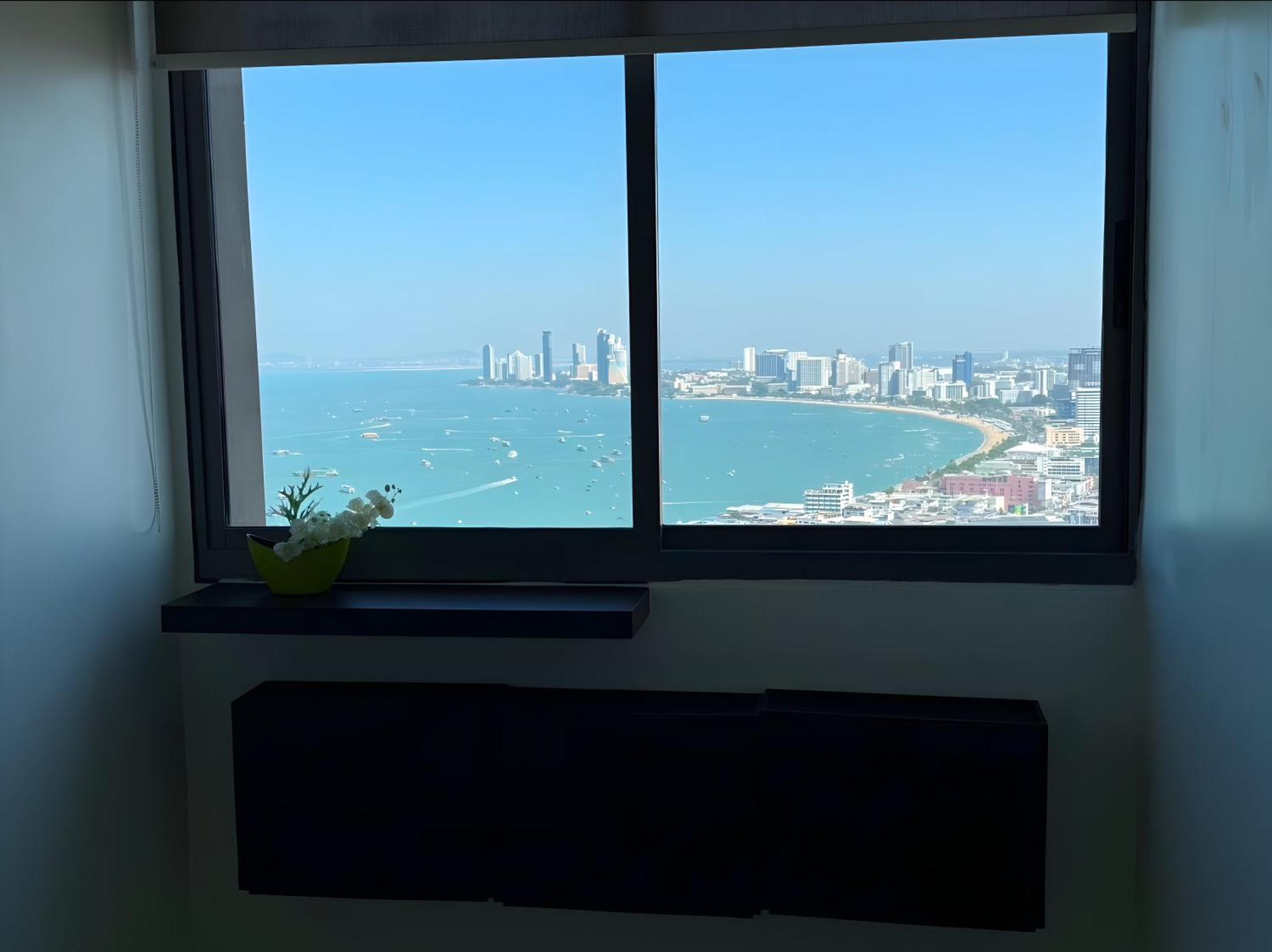 Sea View 2 Bedroom On 39fl Near Walking Street Pattaya