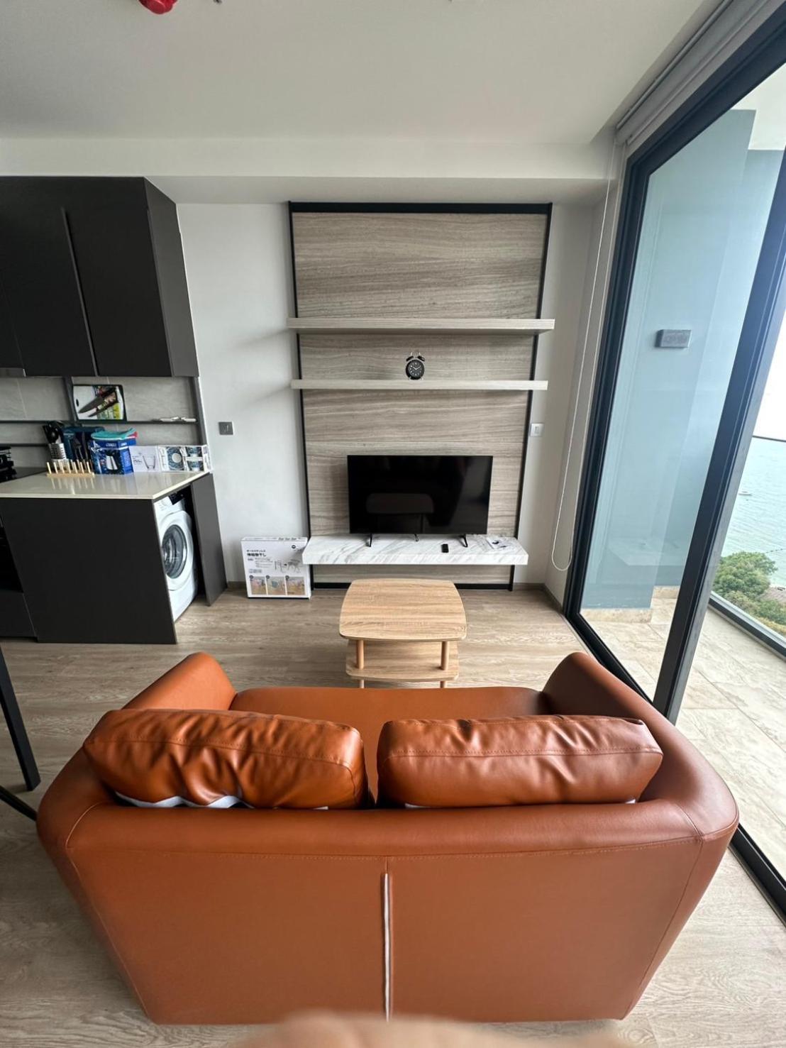 Beachfront 1br With Breathtaking Views