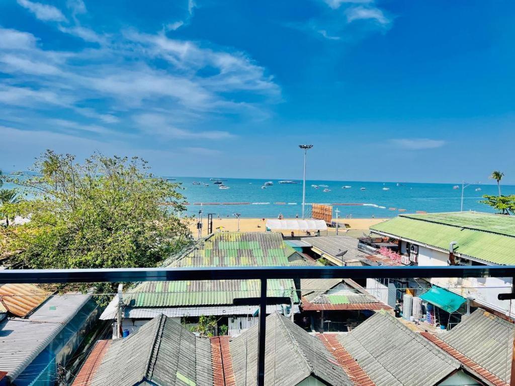 The Globe Hotel, Bar & Restaurant Hotel 3*