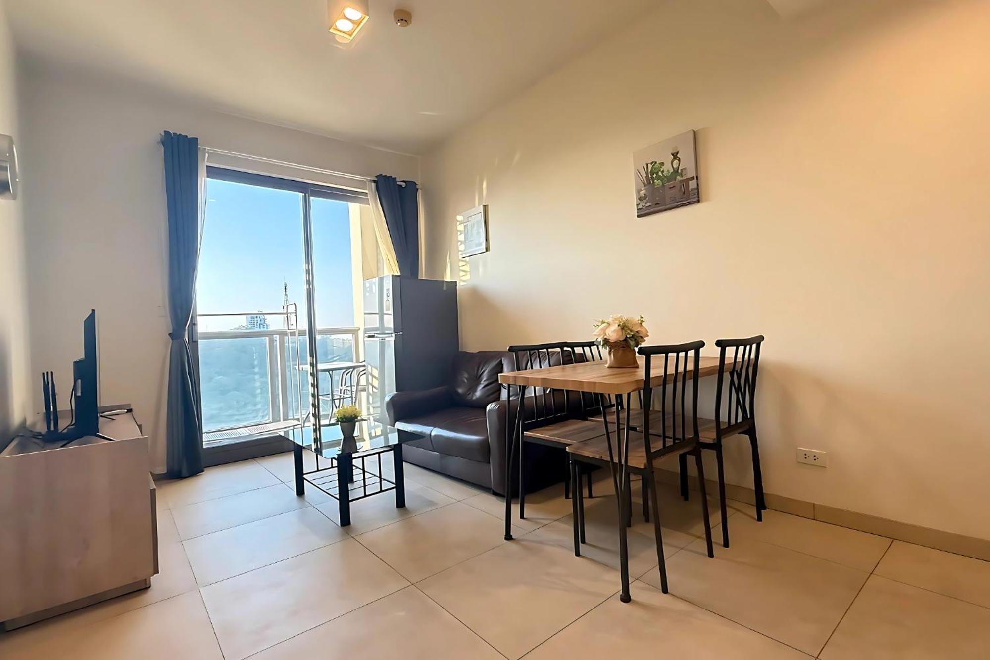 Apartment Sea & Mountain View Near Walking Street