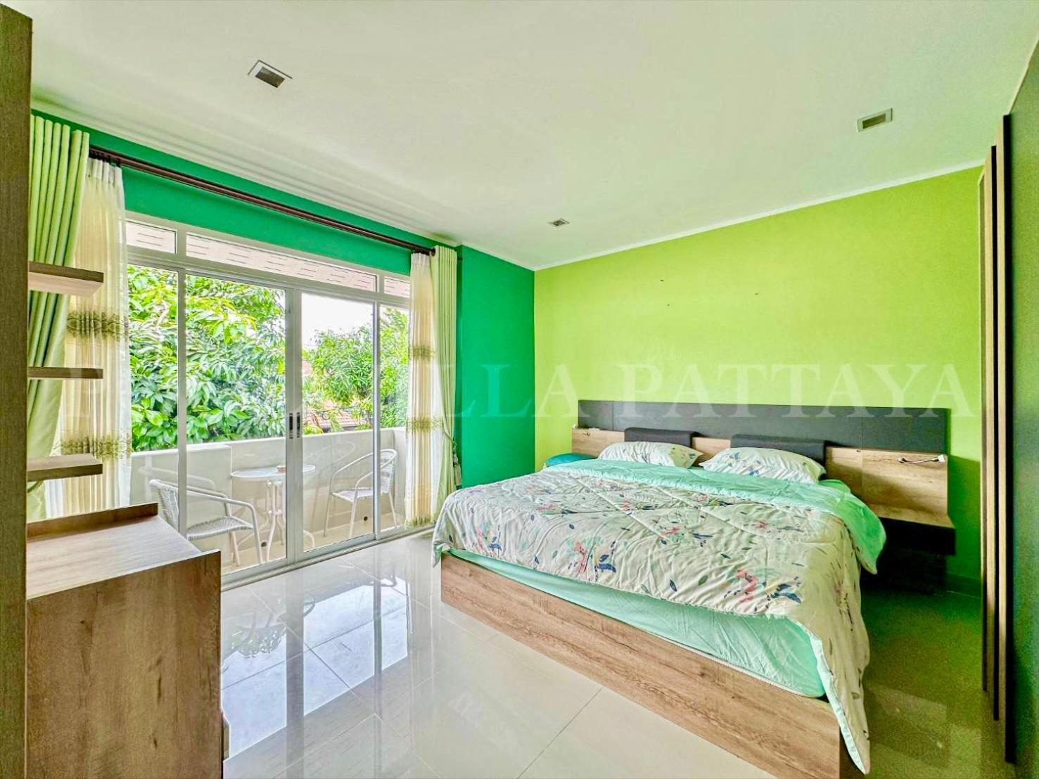 Villa Pool Pattaya
