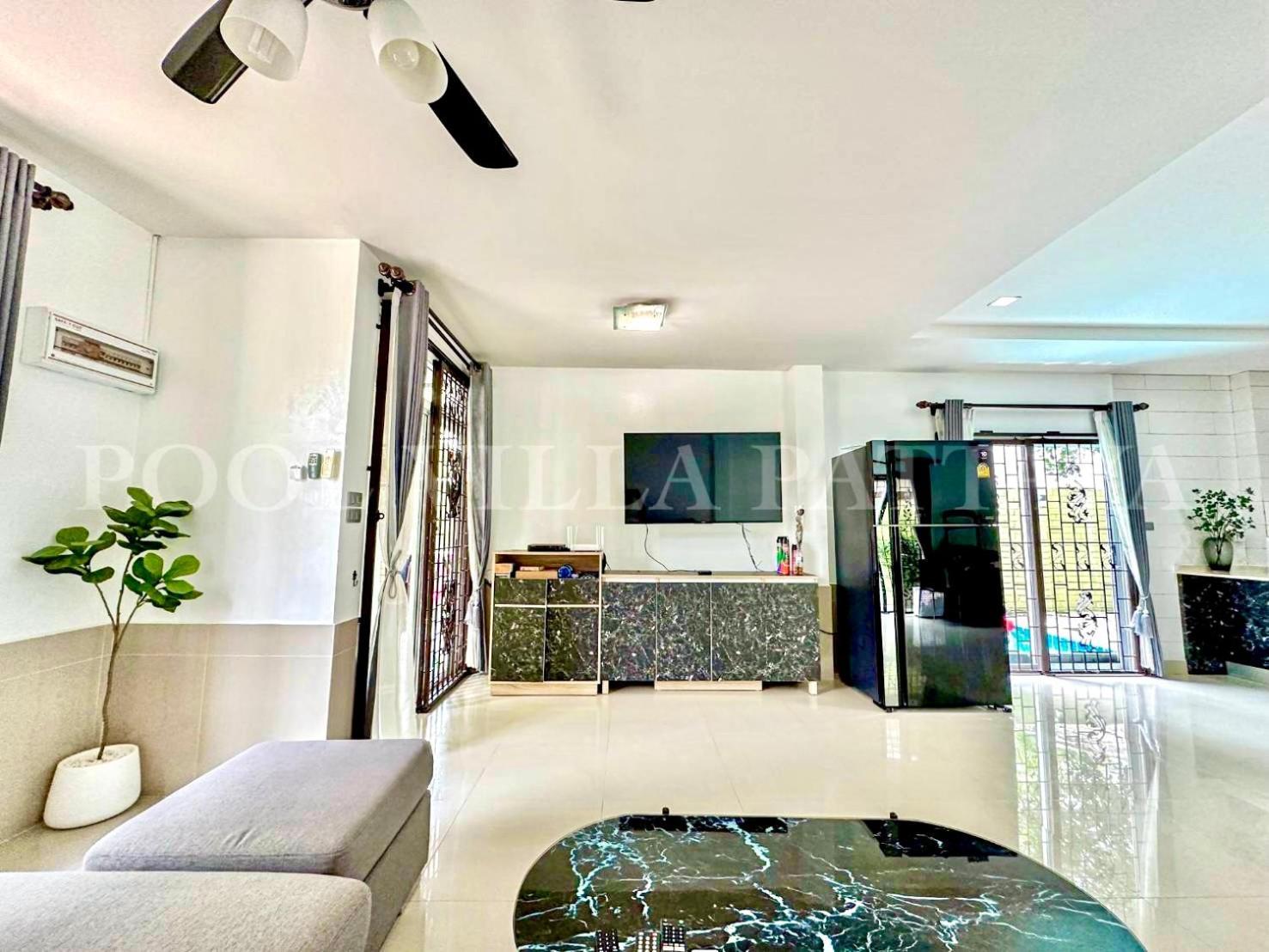 Villa Pool Pattaya