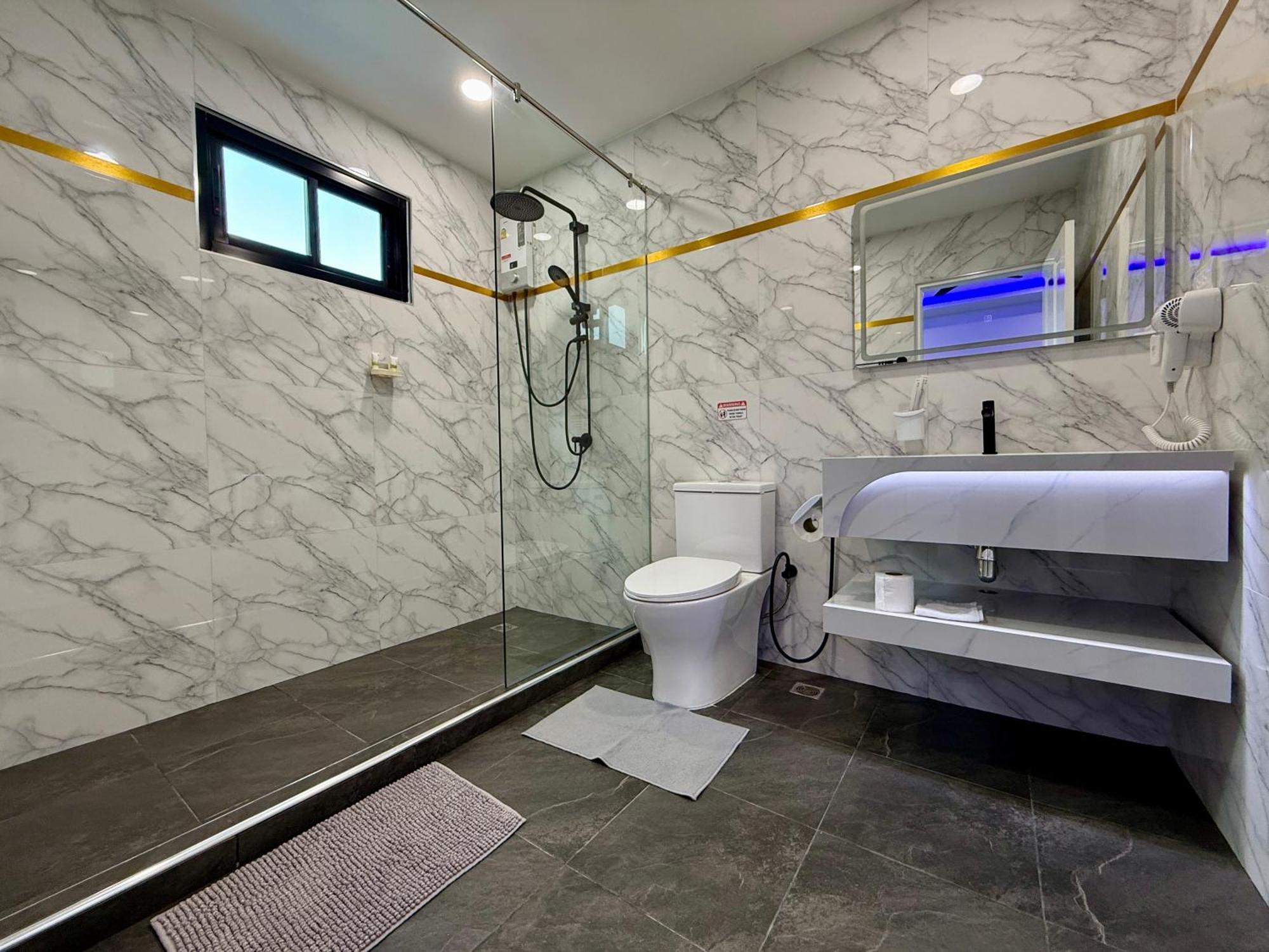 Pool 435 Nearby Walking Street Villa *