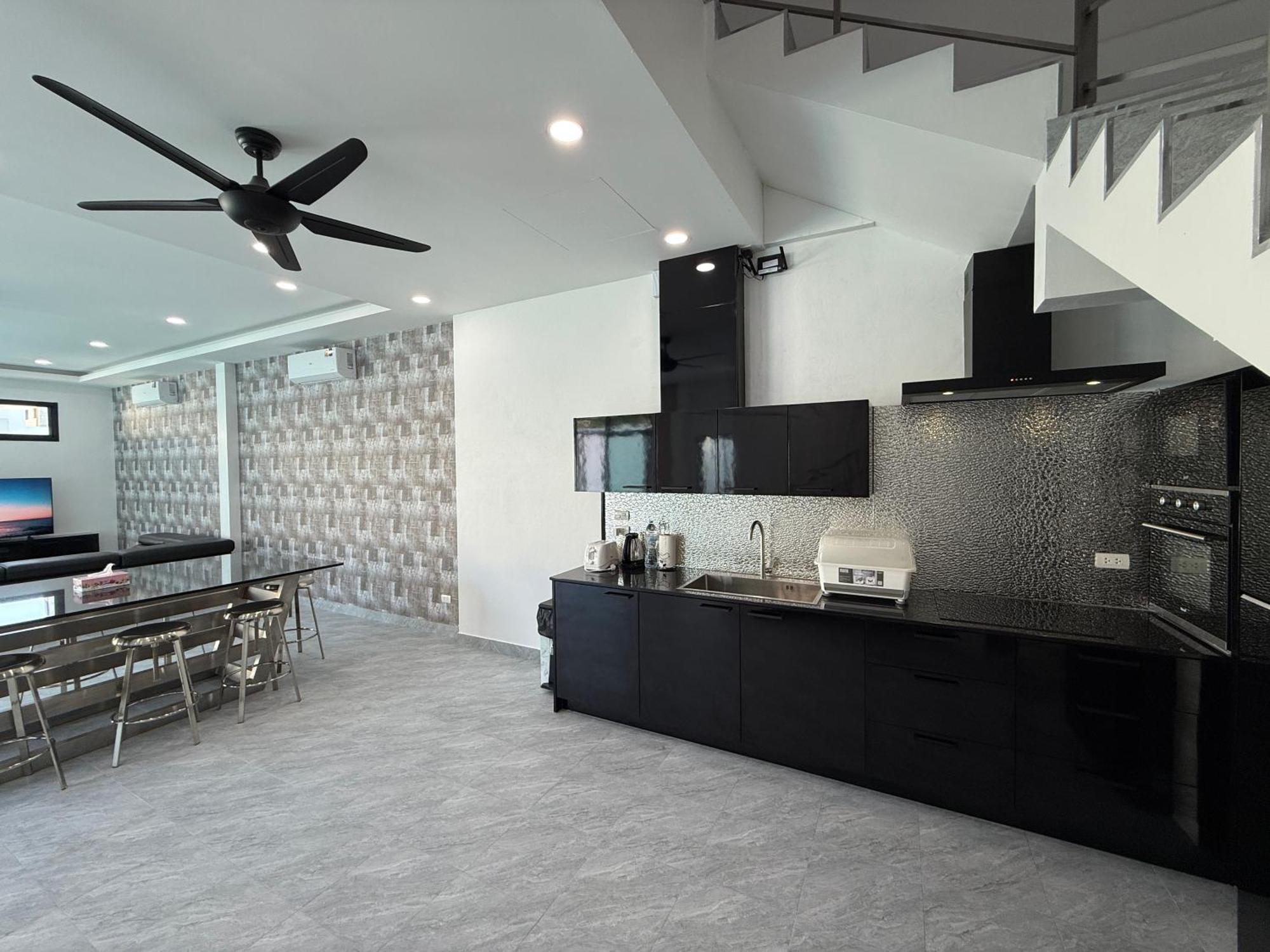 Pool 435 Nearby Walking Street * Pattaya