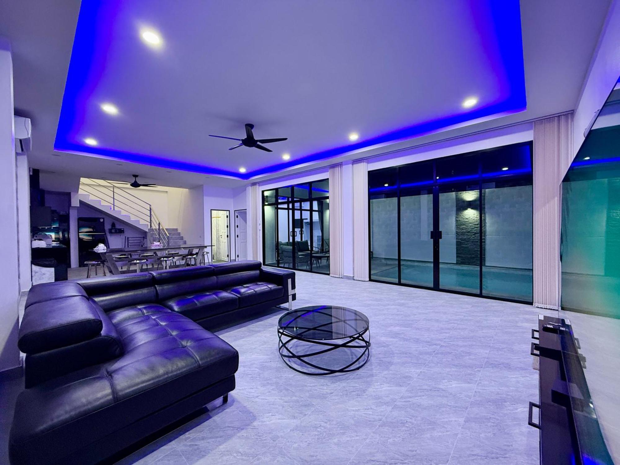 Pool 435 Nearby Walking Street * Pattaya