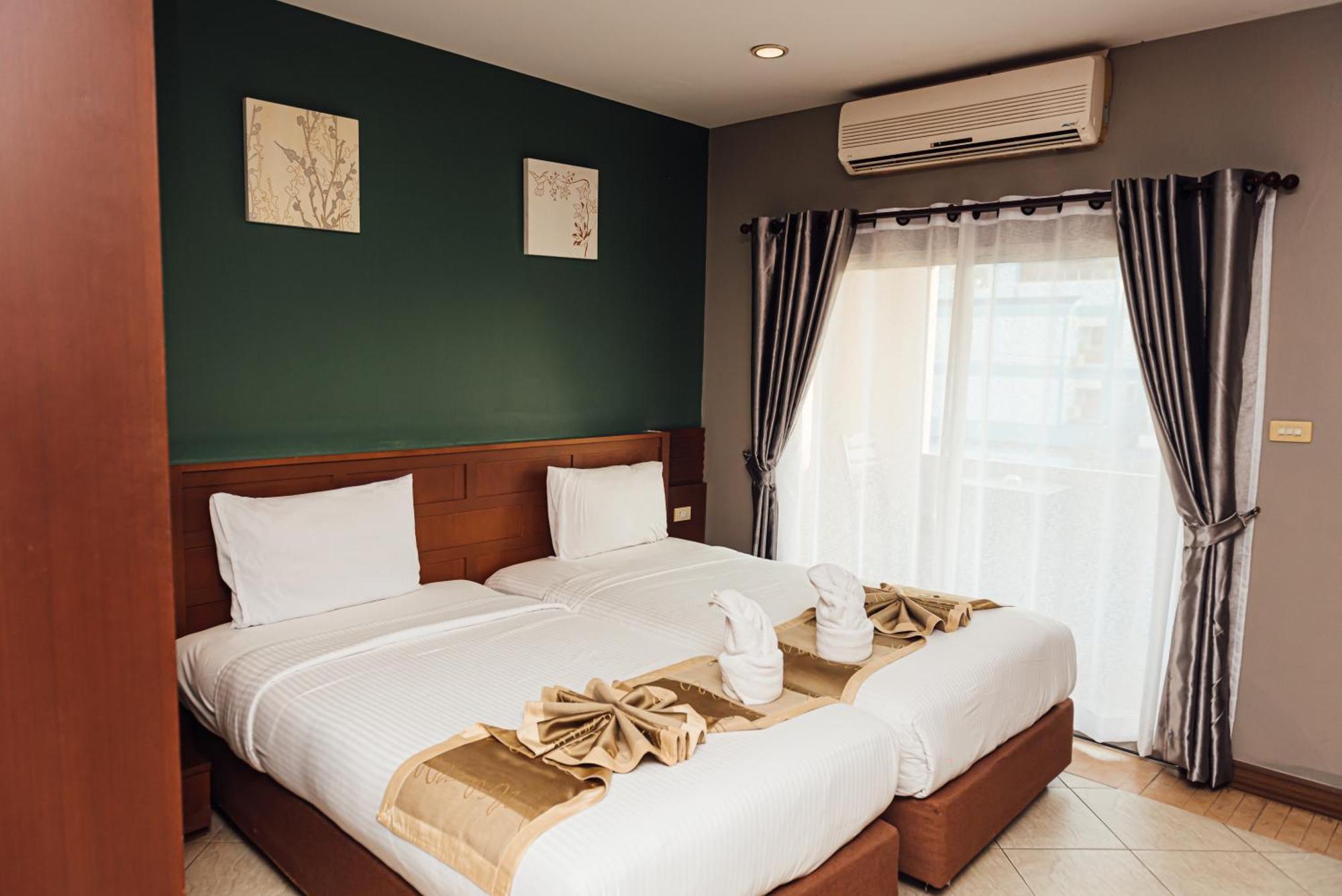 Gazebo Hotel