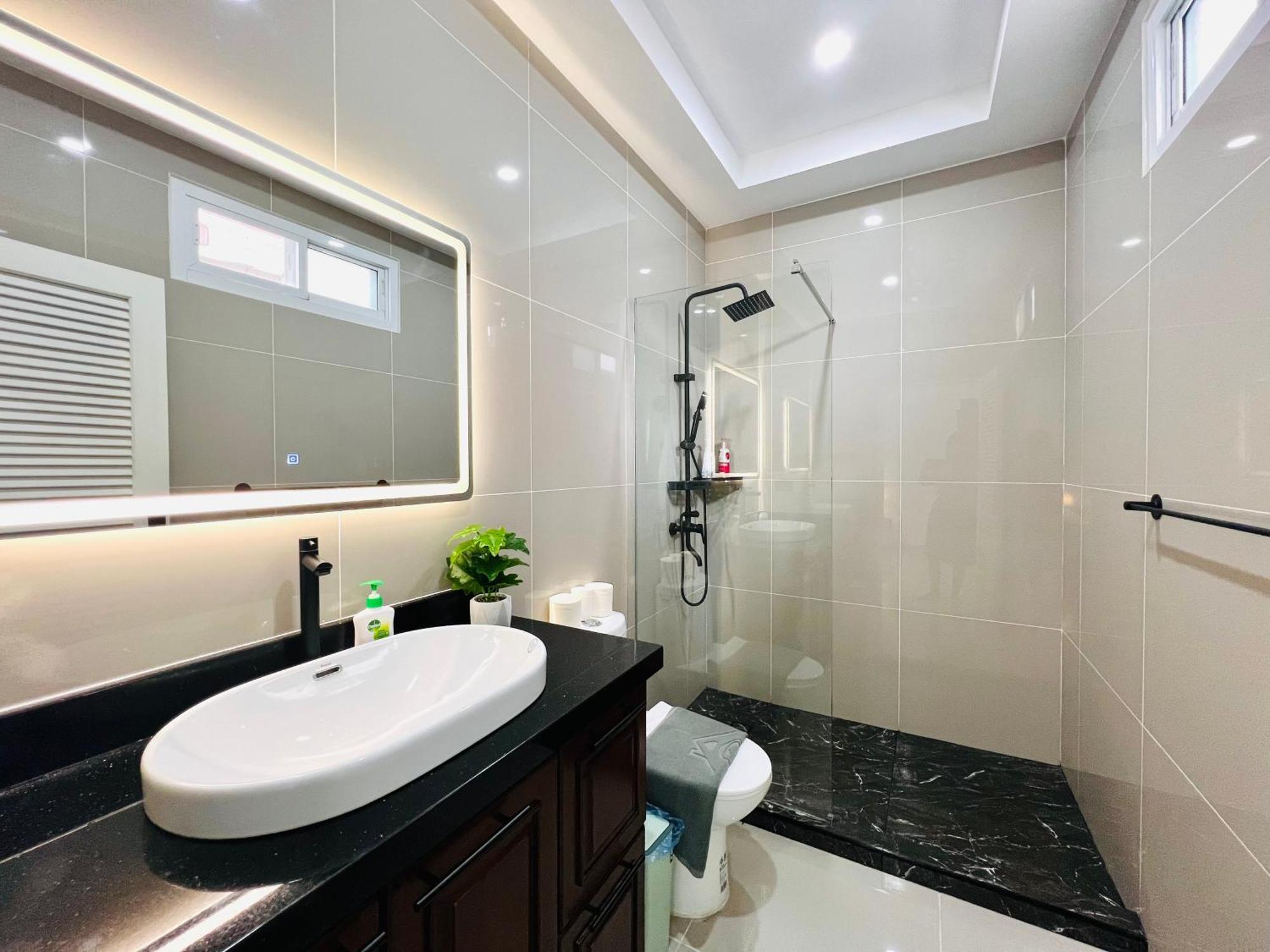 Siam-grand Private Pool Villa, Jacuzzi,bbq,near Walking St 10min * Pattaya