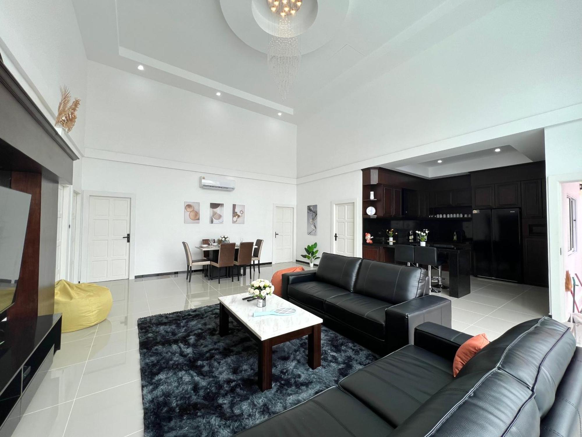 Siam-grand Private Pool Villa, Jacuzzi,bbq,near Walking St 10min Villa *