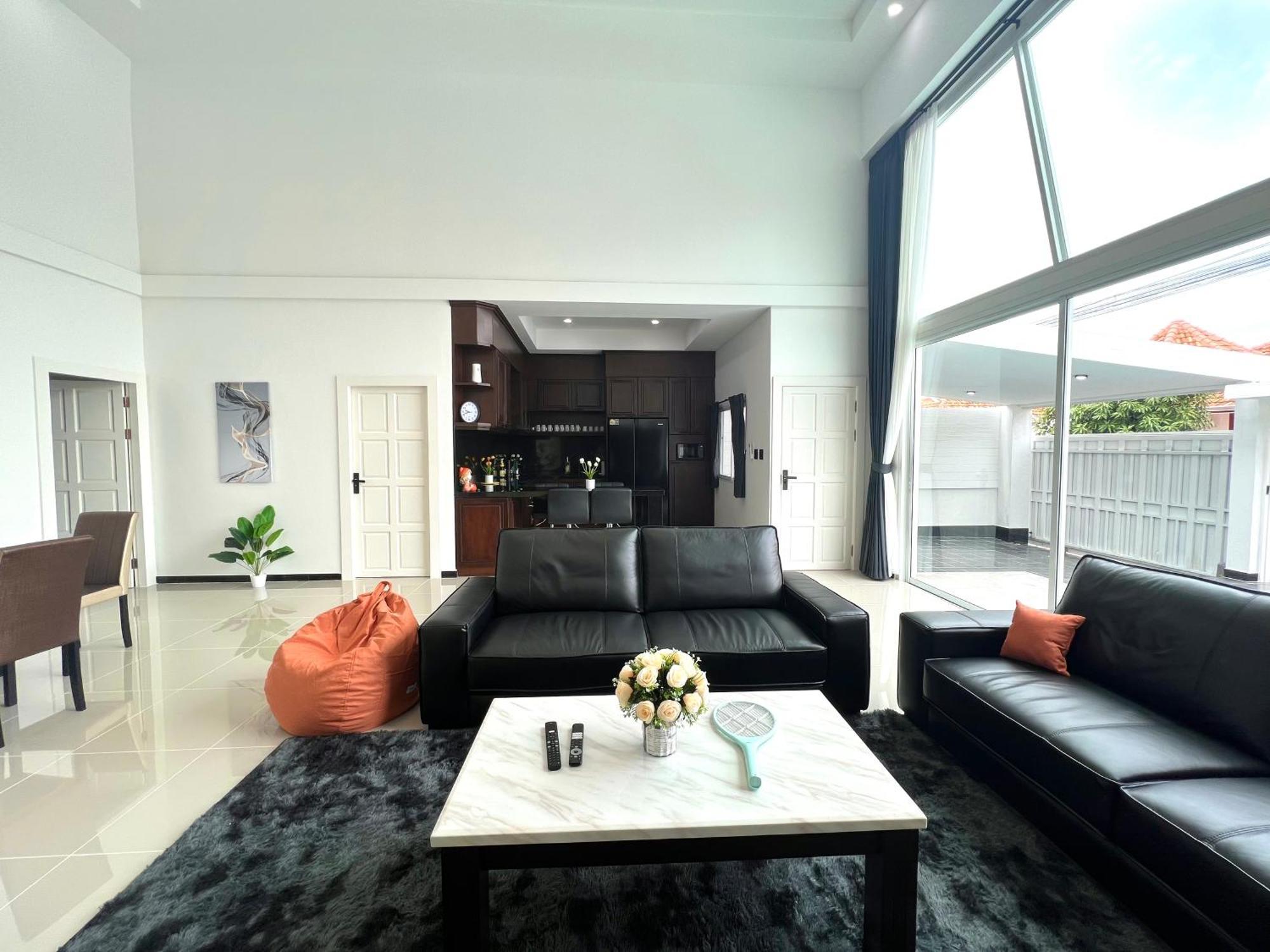 Siam-grand Private Pool Villa, Jacuzzi,bbq,near Walking St 10min Villa