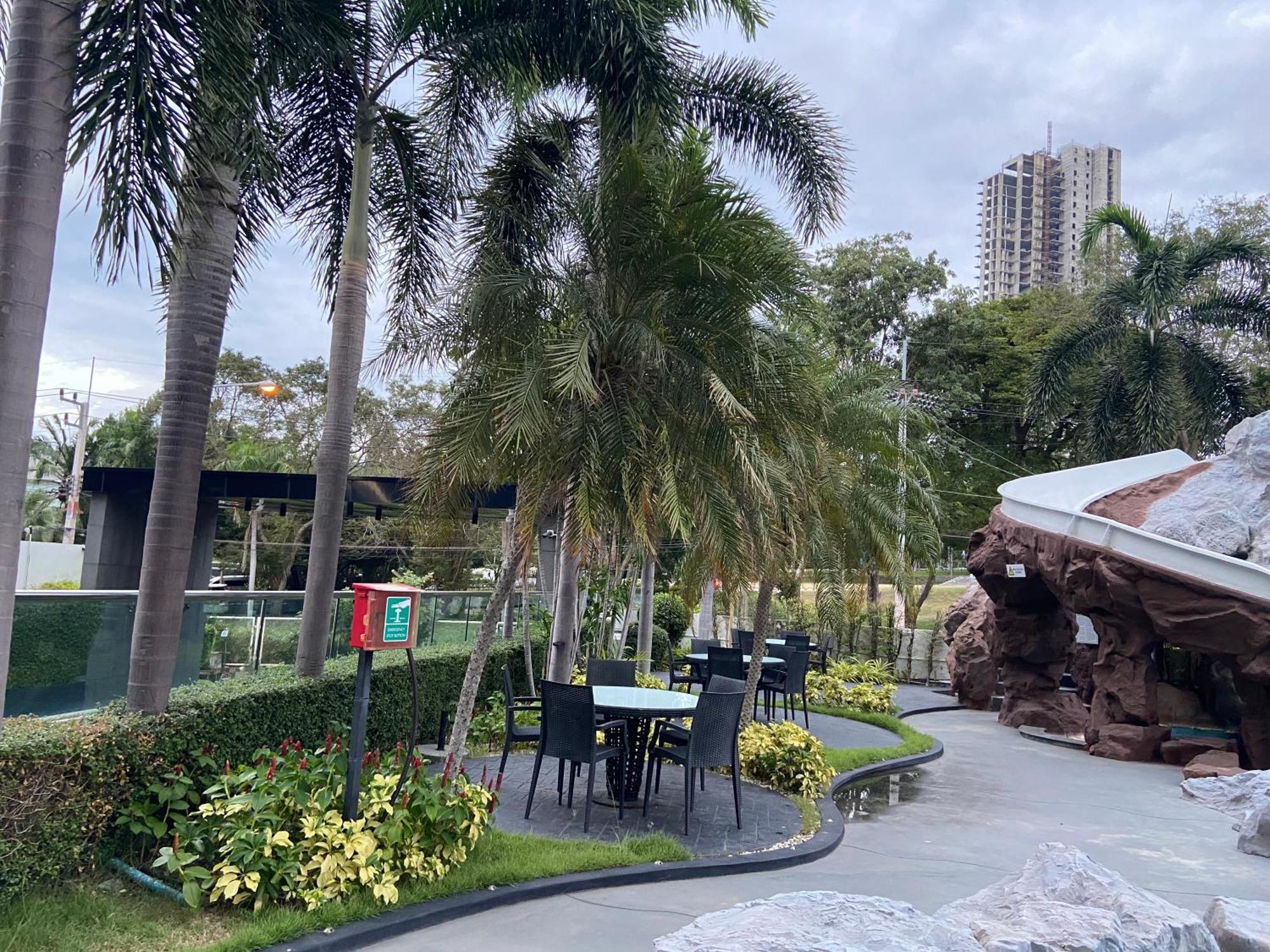 Apartment Hill And Super Seaview Condo Pattaya