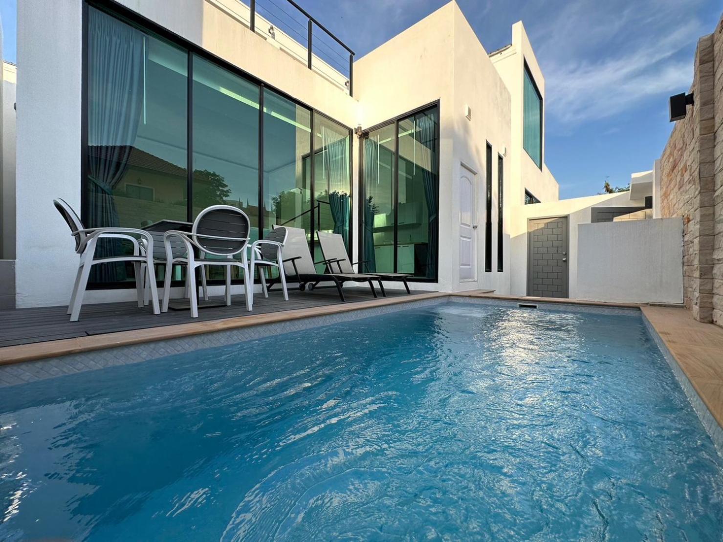 Chateau Dale Pool 176 Nearby Walking Street Pattaya