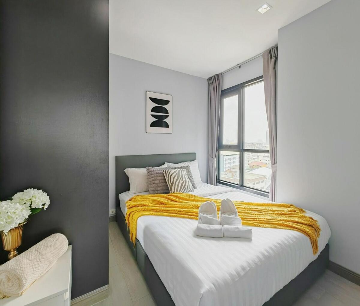 The Base 2bed 2bath Apartment *
