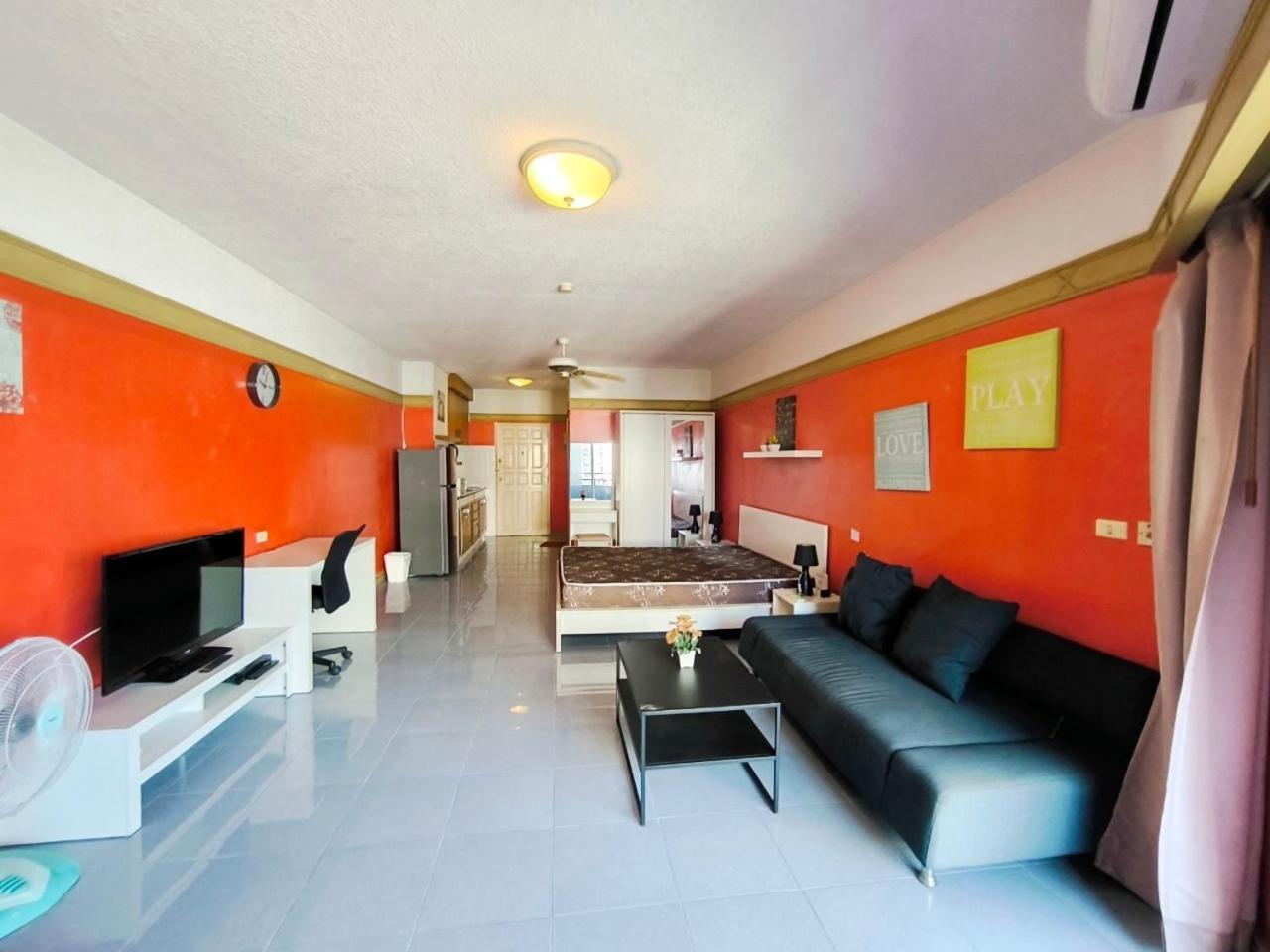 Apartment Markland Front Pattaya